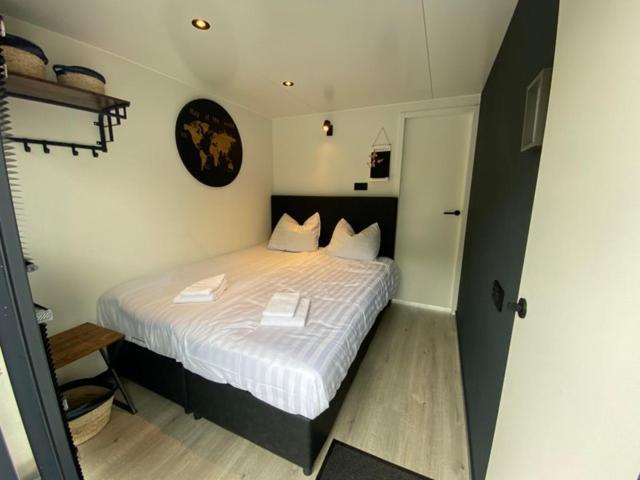 Houseboat Mookerplas Middelaar Kültér fotó